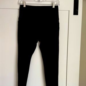 Danskin Womans Leggings